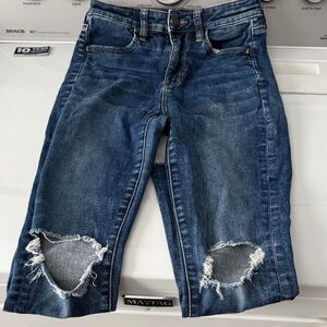 American Eagle Outfitters Ripped Blue Cropped Jeans 2S